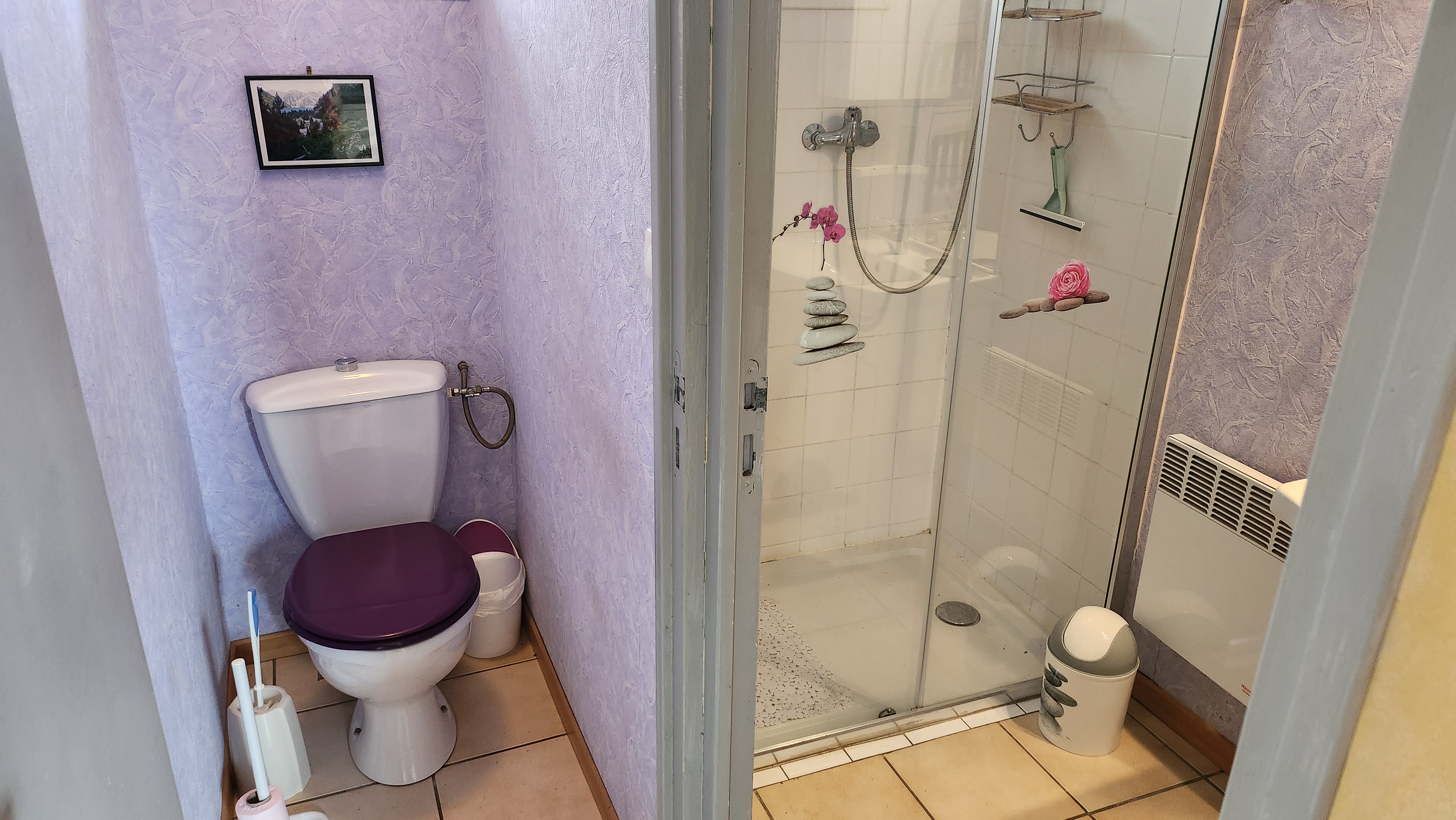 WC WC
